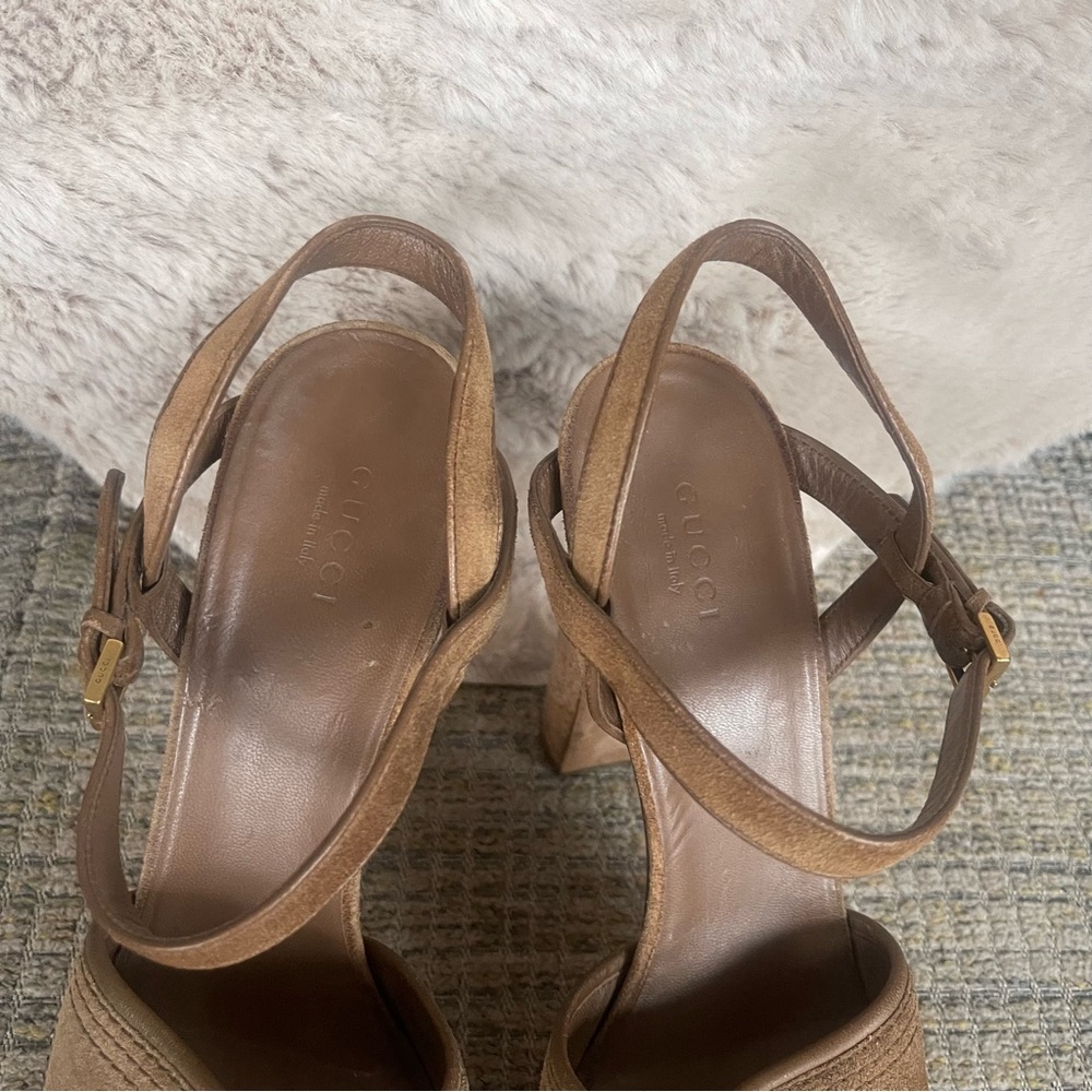 Gucci Platform 70’s Style Suede Platform Sandals - Picture 8 of 13